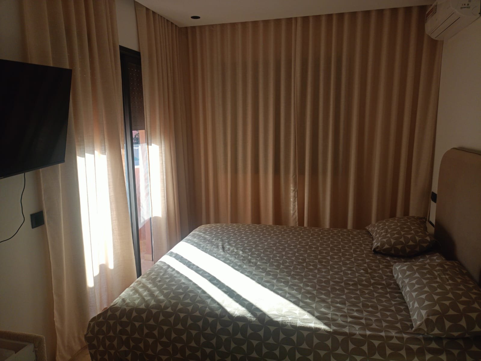 WhatsApp Image 2025-12-05 à 15.19.00_1634dc27